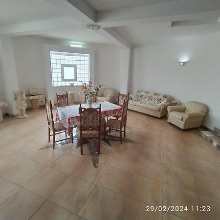 Casa Vacanza D'Arte Salentina Specchia Exterior foto